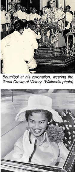 Thai-King-panel-photo