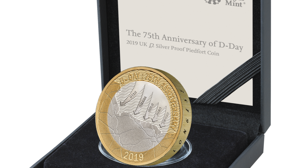 UK19DDPF-75th-Anniversary-of-D-Day-2019-UK-ú2-Silver-Proof-Piedfort-Coin-reverse-in-case-left-with-edge-1024x1024